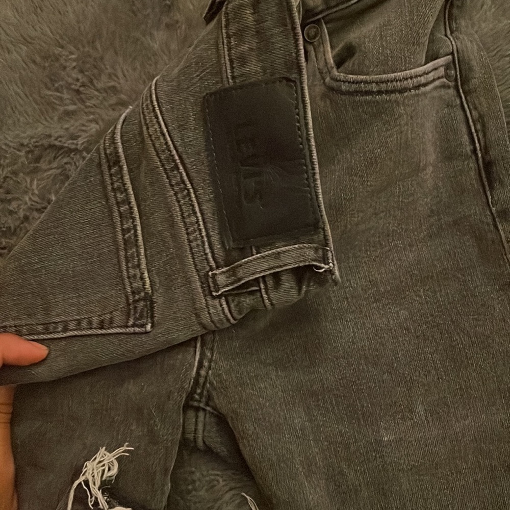 Levi’s — Silver High Skinny 👖